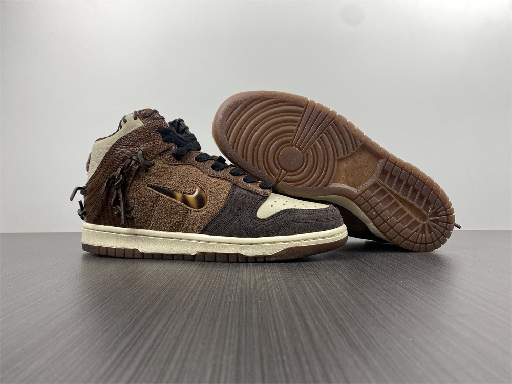Nike Dunk High X Bodega   CZ8125-200